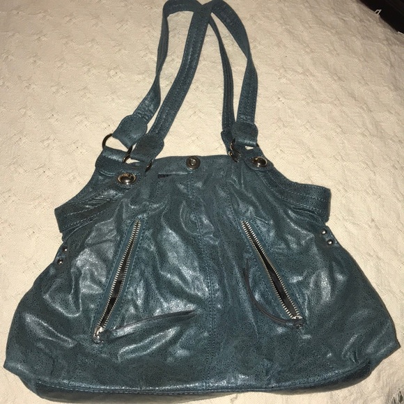 Elle Handbags - ELLE Purse.  Awesome PURSE. GREAT CONDITION ♥️
